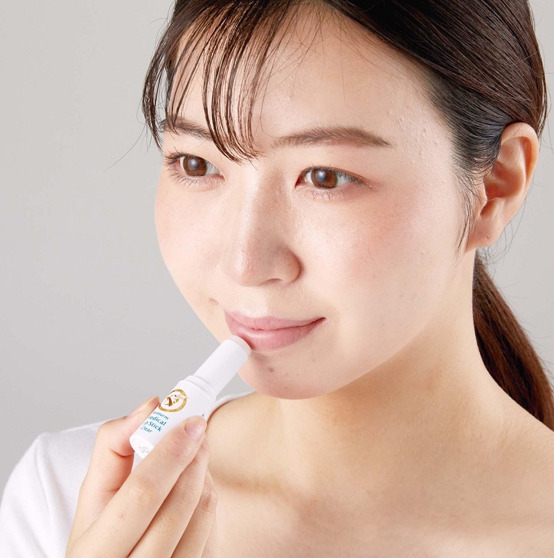 Son dưỡng không mùi chống nứt nẻ môi OMI MENTURM | OmiCare